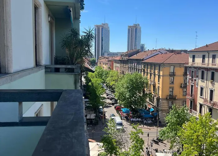 아파트 New With Balcony, Isola Bosco Verticale 밀라노